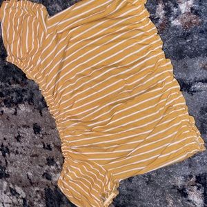 American eagle crop top